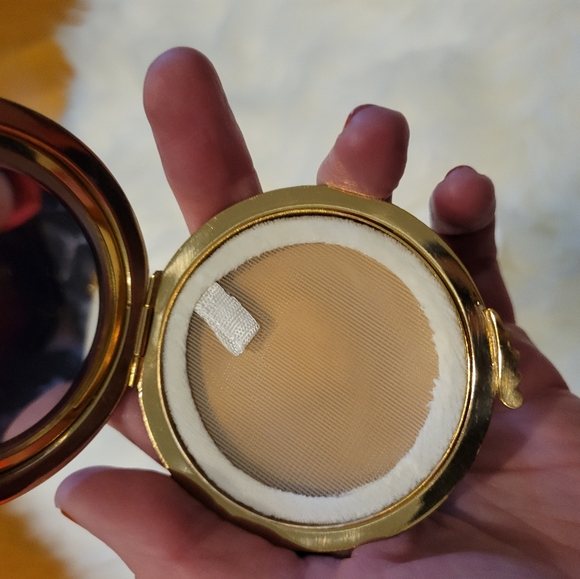VINTAGE GUCCI GOLD AND TORTOISESHELL COMPACT MIRROR - Picture 9 of 14